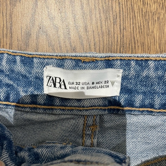 Zara Womens Jean shorts - Picture 3 of 3